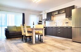 Apartament luminos si spatios 3 camere, 70mp, parcare, zona Teilor