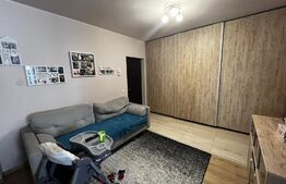 Apartament 3 camere, 56mp, etaj1, parcare inclusa, zona Sub Cetate!