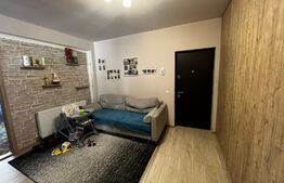 Apartament 3 camere, 56mp, etaj1, parcare inclusa, zona Sub Cetate!