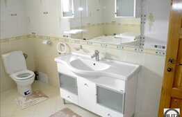 Inchiriere apartament 3 camere, 150 mp, zona Observatorului. Imobil tip vila!