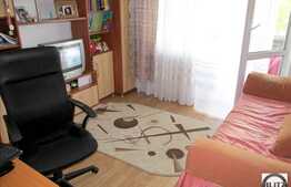 Apartament 3 camere, decomandat, 64 mp utili, boxa la subsol, zona strazii Lunii