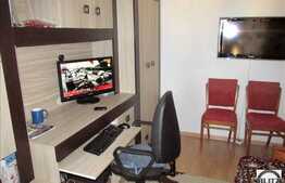 Apartament 3 camere, decomandat, 64 mp utili, boxa la subsol, zona strazii Lunii