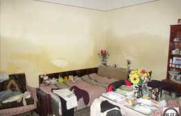 Vanzare apartament 2 camere, 58 mp utili, semidecomandat, zona 21 Decembrie!