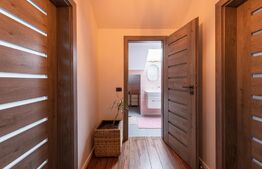 Casa tip duplex, 5 camere, 138 mp utili, 248 mp de teren, zona Terra