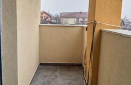 Apartament, 2 camere 55 mp, semifinisat, parcare, zona Gilau