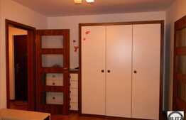 Vanzare 3 camere, 65 mp, etaj intermediar, izolat exterior, zona Profi!