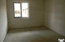 Apartament de vanzare, 2 camere, etaj intermediar, loc de parcare inclus!