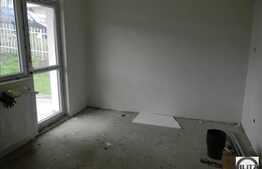 Apartament de vanzare, 2 camere, etaj intermediar, loc de parcare inclus!