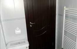 Apartament cu 2 camere, decomandat, 50 mp plus 3 terase de 27 mp