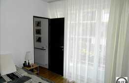 Apartament cu 2 camere, decomandat, 50 mp plus 3 terase de 27 mp