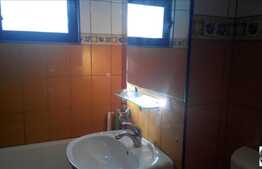 Vanzare 3 camere, 51 mp utili, 1 loc de parcare, boxa la subsol, zona linistita!