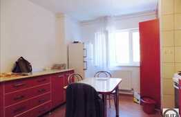 2 camere, 50 mp, decomandat, zona strazii Lunii!