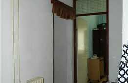 3 camere, decomandat, 65 mp utili, parcare, boxa, zona strazii Calea Floresti