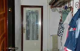 3 camere, decomandat, 65 mp utili, parcare, boxa, zona strazii Calea Floresti