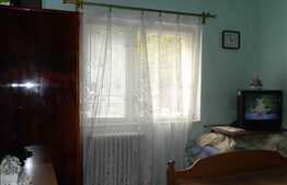 3 camere, decomandat, 65 mp utili, parcare, boxa, zona strazii Calea Floresti