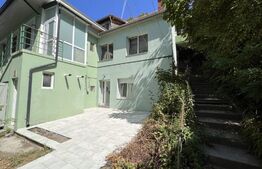 Apartament 3 camere 3 bai deosebit