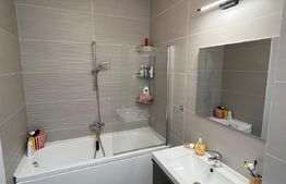 Casa cu design modern intr-un ansamblu privat de case 