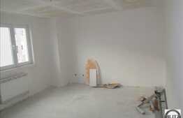 Apartament de vanzare, 3 camere, etaj intermediar, loc de parcare inclus!