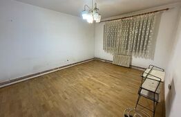 De vanzare apartament 3 camere, decomandat, 57 mp, zona Stadion CFR
