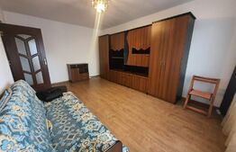 Apartament de 2 camere decomandate, etaj intermediar, zona Dunarii