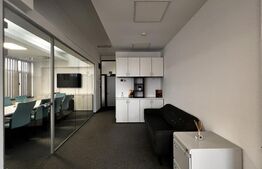 Open space modern, ultracentral , posibilitate de parcare 