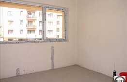 1 camera, semifinisat, 37 mp, cu loc de parcare, zona Teilor