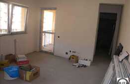 1 camera, semifinisat, 37 mp, cu loc de parcare, zona Teilor