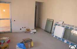 1 camera, semifinisat, 37 mp, cu loc de parcare, zona Teilor