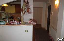 3 camere, decomandat, 69 mp, 1 parcare, boxa la subsol, zona strazii Fabricii!