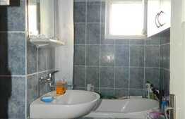 Vanzare 2 camere, 53 mp utili, etaj intermediar, boxa la subsol, zona linistita!