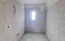 Apartament in vila, partial finisat, 3 camere, 74 mp, incalzire in pardoseala, la 5 minute de VIVO