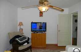 Apartament 4 camere, 80 mp utili, decomandat, nemobilat, zona Kaufland !