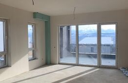 Duplex cu o priveliste deasupra intregului oras