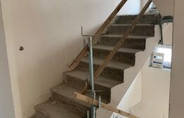 Duplex cu o priveliste deasupra intregului oras