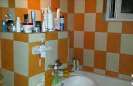 Apartament 3 camere, 70 mp, decomandat, parcare, zona strazii Mehedinti