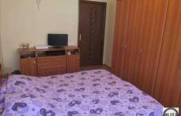 De vanzare 2 camere, 60 mp, decomandat! Zona Porii! Terasa! Garaj! Boxa subsol!