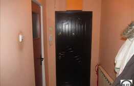 Apartament 2 camere, 37 mp utili, boxa la subsol, zona strazii Bucuresti