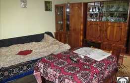 Vanzare 2 camere, decomandat, 51 mp, boxa la subsol, zona strazii Fabricii!