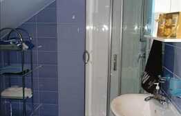 Apartament de vanzare, 3 camere, cu scara interioara, loc de parcare si boxa!