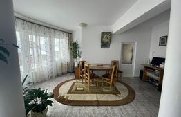 Casa individuala si trainica cu spatiu comercial la parter, 350mp utili, in Brasov cartier Florilor-Craiter