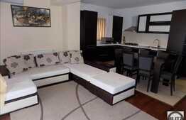 Apartament 3 camere, 75 mp, 25 mp terasa, A.C. parcare, zona strazii Trifoiului!