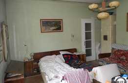 Vanzare 2 camere, decomandat, 85 mp, boxa la subsol, zona strazii Horea!