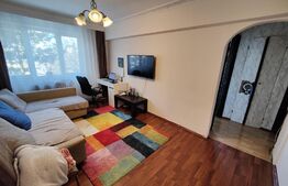 Apartament de 3 camere, 56 mp + balcon, etaj intermediar , zona Aleea Peana