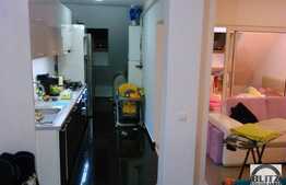 Vanzare mansarda inalta cu 2 camere, 42 mp, AC, zona Porii! Cu parcare!