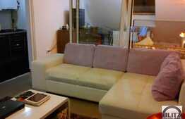 Vanzare mansarda inalta cu 2 camere, 42 mp, AC, zona Porii! Cu parcare!