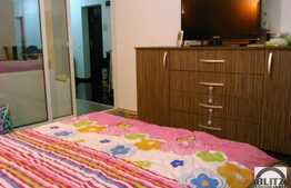 Vanzare mansarda inalta cu 2 camere, 42 mp, AC, zona Porii! Cu parcare!