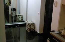 Vanzare mansarda inalta cu 2 camere, 42 mp, AC, zona Porii! Cu parcare!