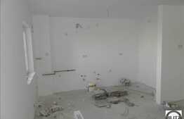 Apartament 3 camere, 83 mp utili, garaj, gradina 120 mp, zona strazii Buna Ziua