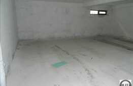 Apartament 4 camere, 105 mp, loc parcare, 2 garaje! Zona Tauti!