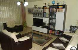 2 camere 58.8 mp utili, etaj intermediar, cu loc de parcare in zona Eroilor!